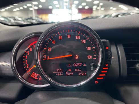 Used 2016 MINI Cooper 2-Door Hardtop image 19