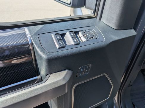 Used 2018 Ford F150 Raptor w/ Equipment Group 802A Luxury AWD/4WD image 16