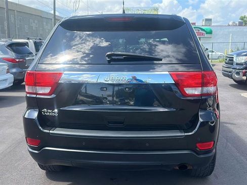 Used 2012 Jeep Grand Cherokee Laredo AWD/4WD image 7
