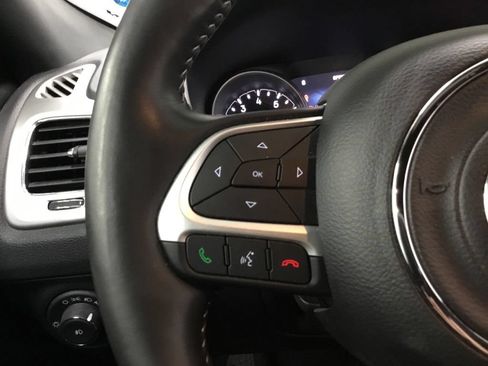 Used 2021 Jeep Compass Latitude AWD/4WD image 35