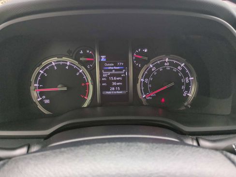 Used 2020 Toyota 4Runner TRD Off-Road AWD/4WD image 11