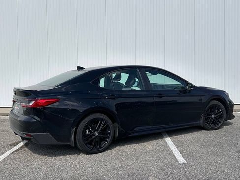 Used 2025 Toyota Camry SE w/ Multimedia Upgrade Package FWD image 6