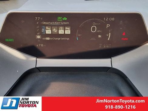 New 2026 Toyota Prius Plug-In Hybrid image 13