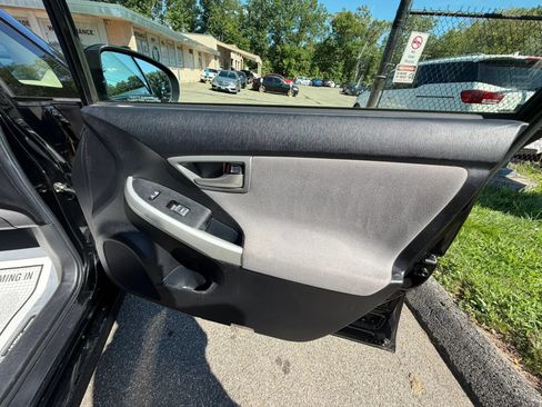 Used 2013 Toyota Prius Two FWD image 14