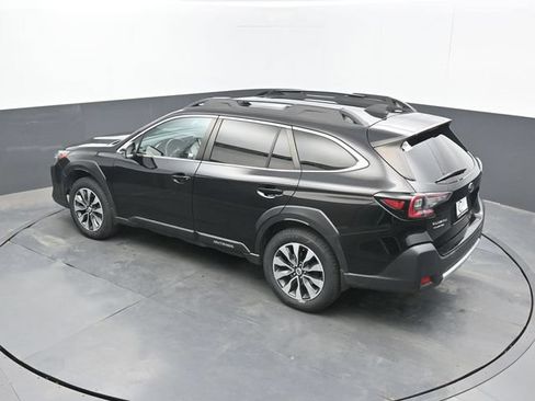 Used 2023 Subaru Outback Limited AWD/4WD image 46
