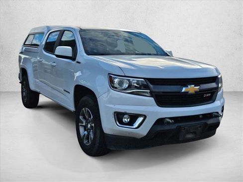 Used 2020 Chevrolet Colorado Z71 image 3