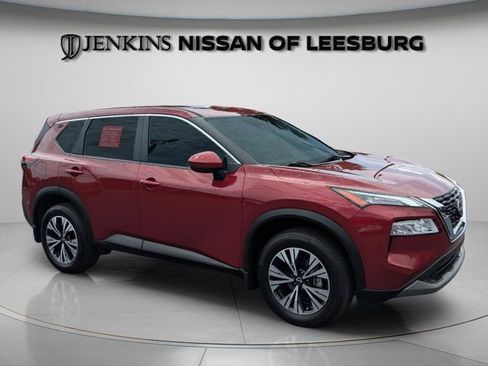 Certified 2023 Nissan Rogue SV FWD image 1