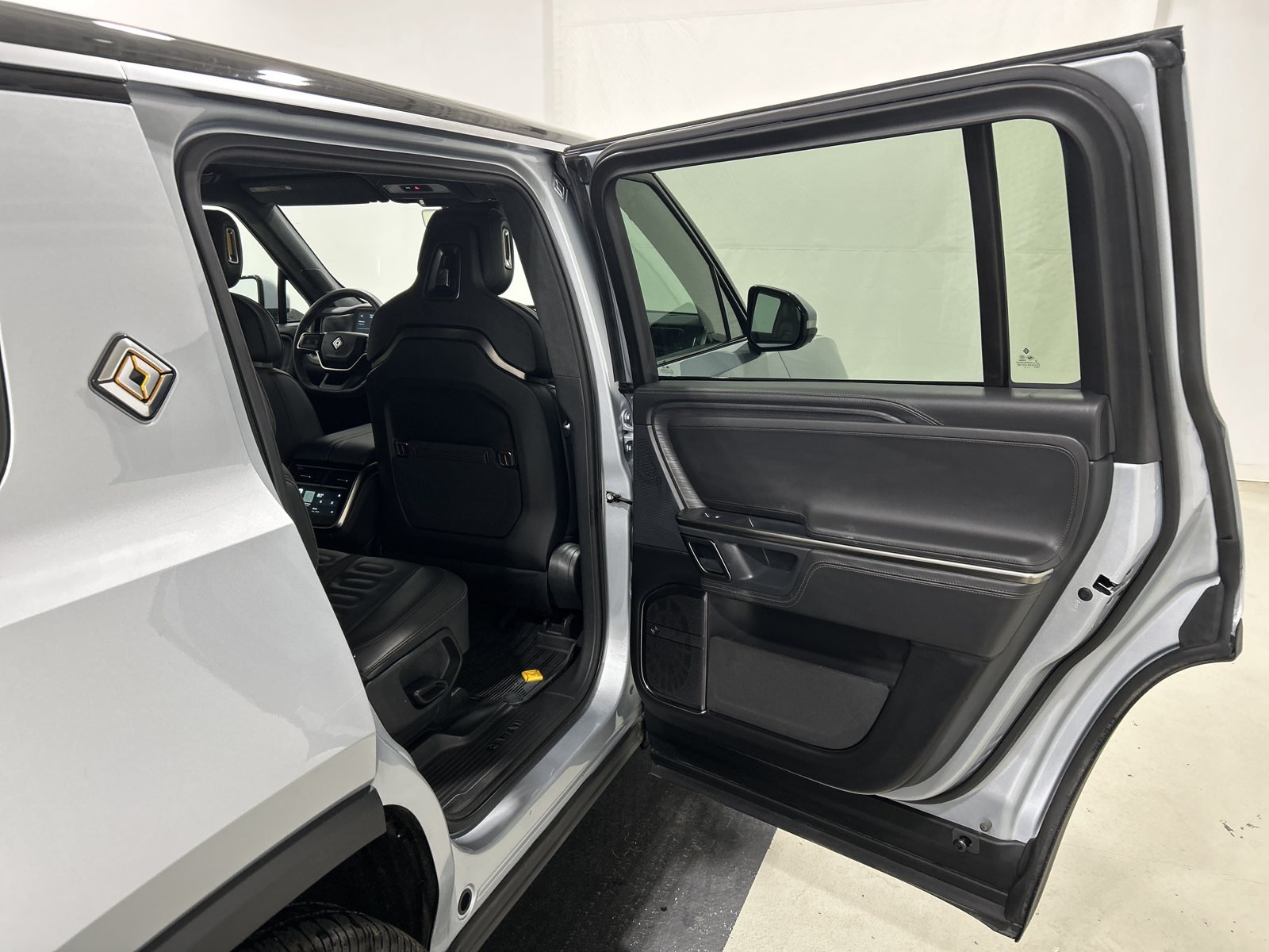 Used 2023 Rivian R1S Adventure Quad AWD/4WD image 19