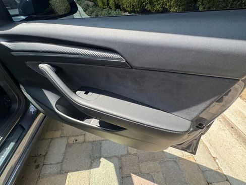 Used 2022 Tesla Model 3 Long Range image 26