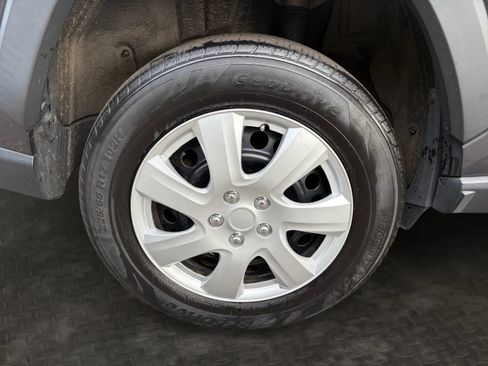 Used 2019 Toyota RAV4 LE w/ All Weather Liner Package AWD/4WD image 38