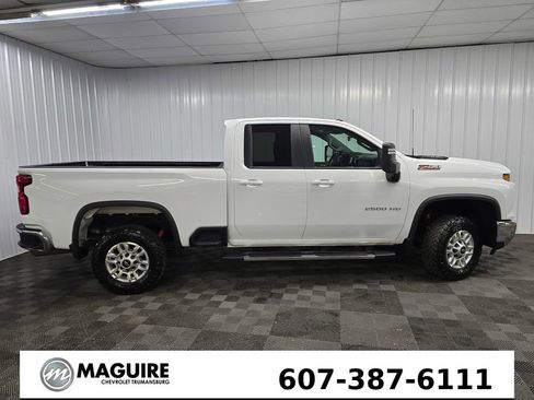 Used 2024 Chevrolet Silverado 2500 LT w/ Convenience Package AWD/4WD image 2