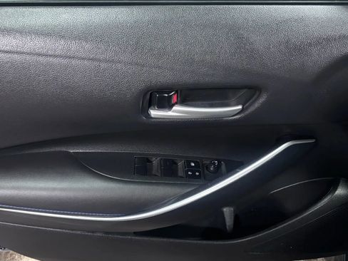 Used 2021 Toyota Corolla SE image 10