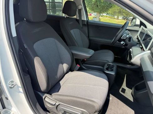 Used 2024 Hyundai Ioniq 5 SE AWD/4WD image 30