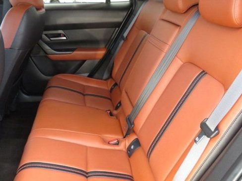 Used 2023 MAZDA CX-50 Meridian Edition image 6