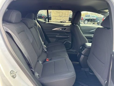 New 2026 Chevrolet Equinox EV LT FWD image 34
