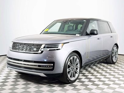 Used 2025 Land Rover Range Rover Long Wheelbase SE