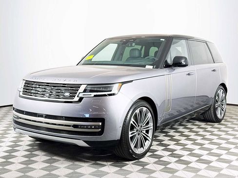 Used 2025 Land Rover Range Rover Long Wheelbase SE AWD/4WD image 1