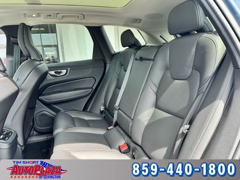 Used 2023 Volvo XC60 B6 Ultimate w/ Climate Package AWD/4WD image 39