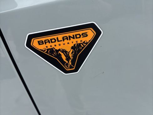Used 2024 Ford Bronco Badlands w/ Sasquatch Package AWD/4WD image 24