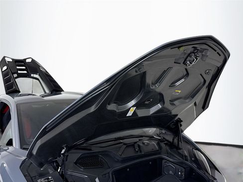 Used 2025 Lamborghini Revuelto AWD/4WD image 32