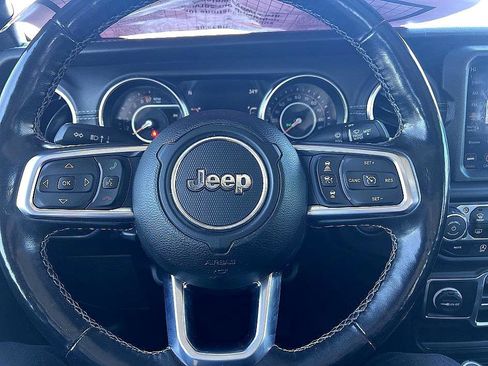 Used 2020 Jeep Gladiator Overland w/ Popular Equipment Package image 21