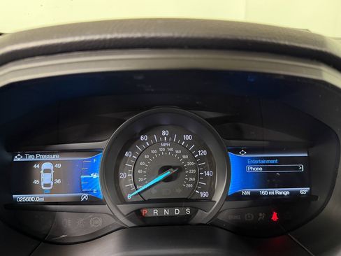 Used 2024 Ford Edge SE w/ Black Appearance Package image 11