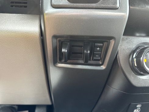 Used 2021 Ford F250 XLT image 21