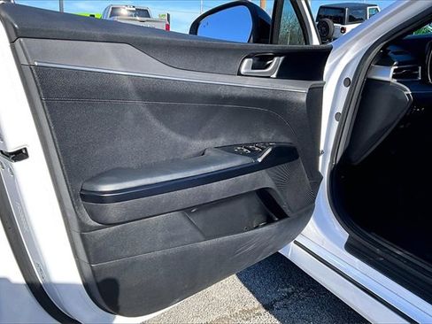 Used 2022 Kia K5 GT-Line image 17