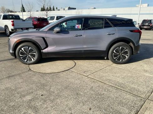 New 2026 Chevrolet Blazer EV LT image 5