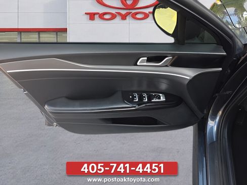 Used 2021 Kia K5 LXS FWD image 13