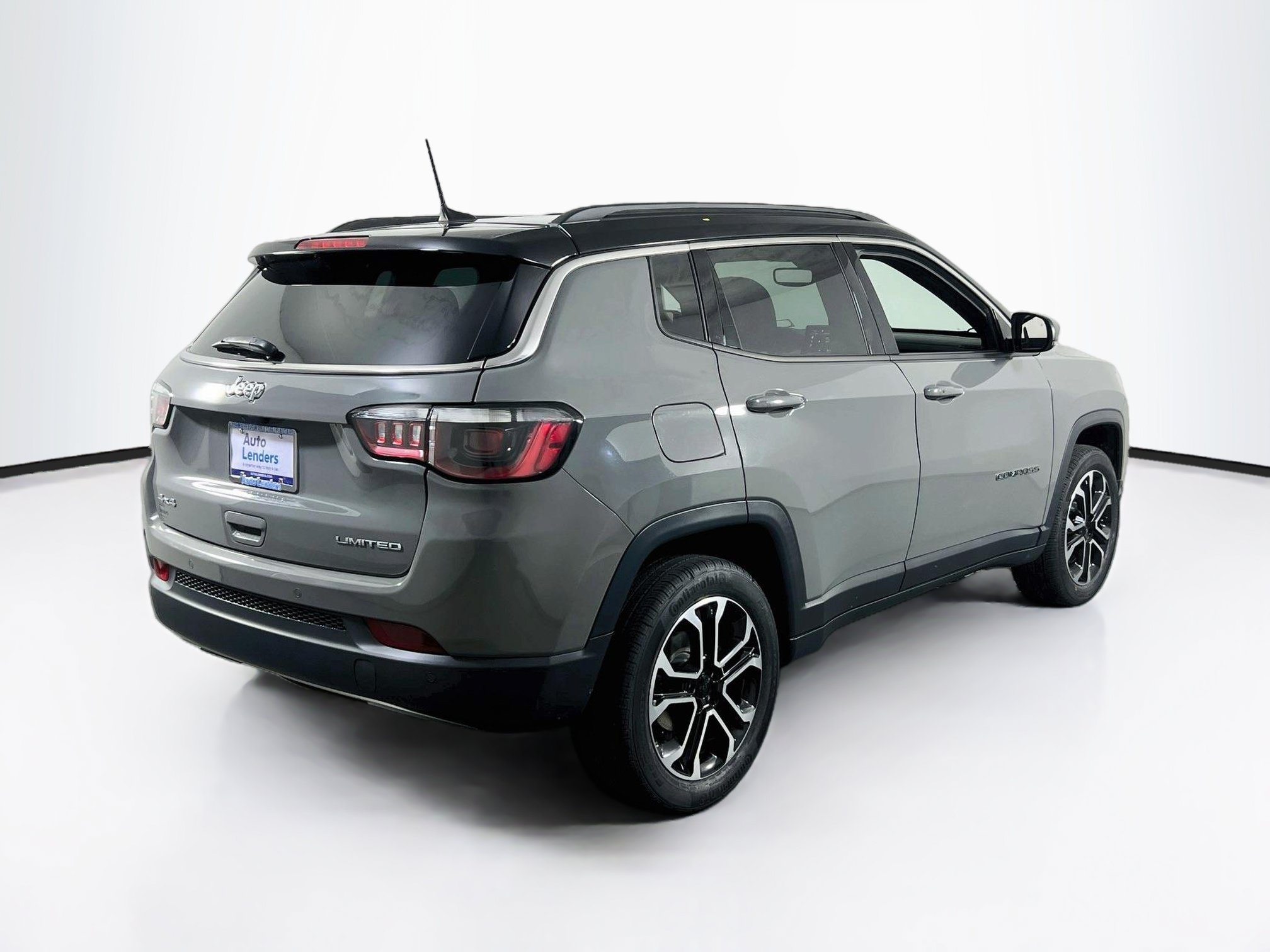 Used 2023 Jeep Compass Limited AWD/4WD image 5