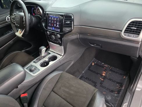 Used 2021 Jeep Grand Cherokee SRT AWD/4WD image 30