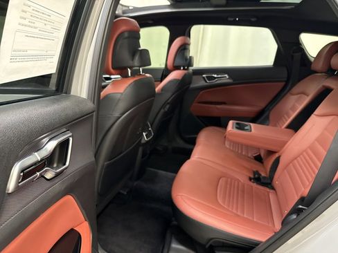 Certified 2023 Kia Sportage SX image 14