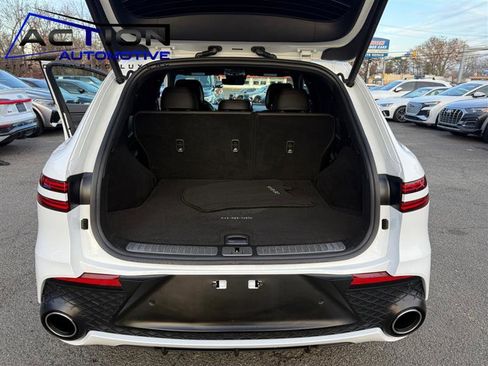 Used 2025 Genesis GV70 2.5T w/ Sport Prestige Package image 17