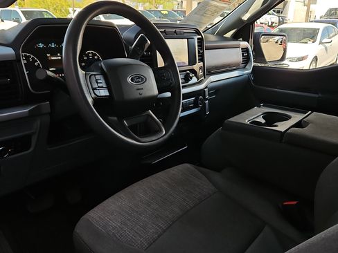 Used 2022 Ford F150 XLT w/ Trailer Tow Package image 8