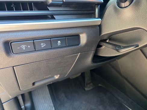 Used 2023 Kia Telluride S AWD/4WD image 16
