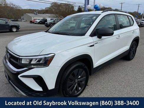 Certified 2022 Volkswagen Taos S AWD/4WD image 1