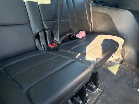 Used 2021 Cadillac Escalade Premium Luxury w/ Driver Assist Tech Package AWD/4WD image 12