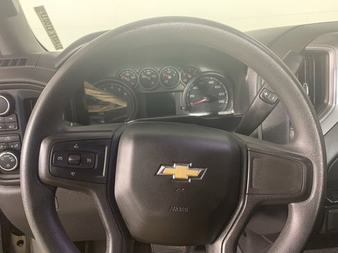 Used 2021 Chevrolet Silverado 1500 Custom image 21