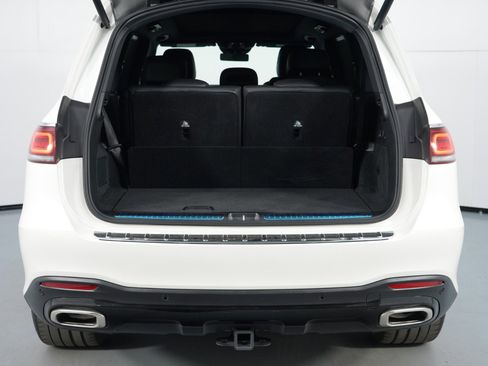 Used 2021 Mercedes-Benz GLS 580 4MATIC image 10