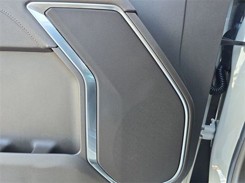 New 2026 GMC Sierra 1500 SLE w/ X31 Off-Road Package image 17