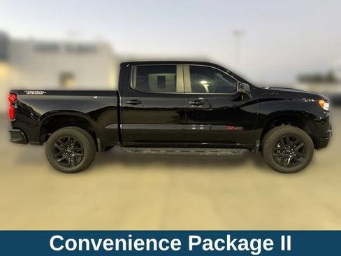 Used 2025 Chevrolet Silverado 1500 LT Trail Boss w/ Convenience Package II AWD/4WD image 9
