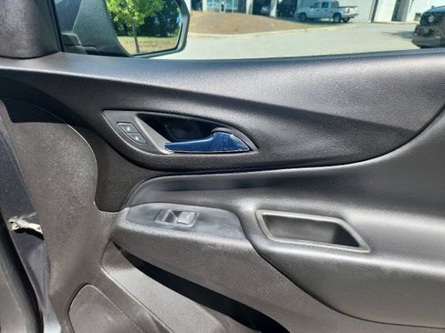 Used 2019 Chevrolet Equinox LT FWD image 42