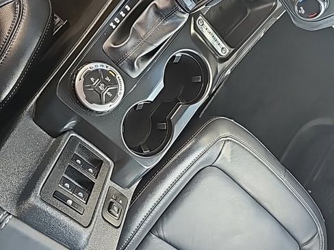 Used 2025 Ford Bronco Outer Banks image 18