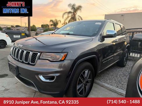 Used 2017 Jeep Grand Cherokee Limited w/ Luxury Group II RWD image 1