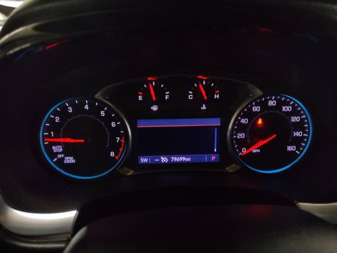 Used 2020 Chevrolet Traverse RS w/ LPO, Floor Liner Package FWD image 23