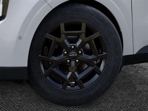 New 2026 Kia Carnival SX Prestige image 9