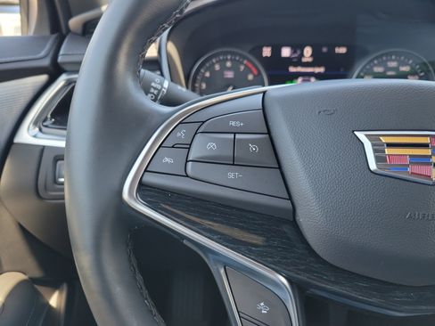 Certified 2025 Cadillac XT5 Premium Luxury w/ Technology Package AWD/4WD image 29