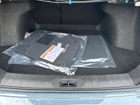 New 2026 Nissan Sentra SR w/ Floor Mat Package FWD image 17
