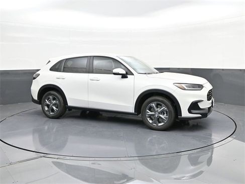 New 2026 Honda HR-V LX image 13